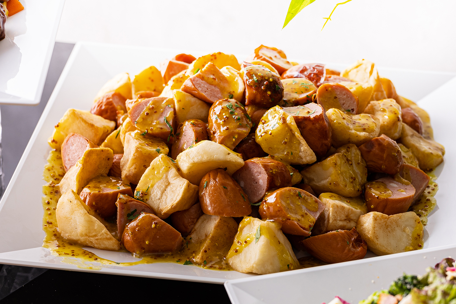 ジャーマンソーセージとサイコロポテト