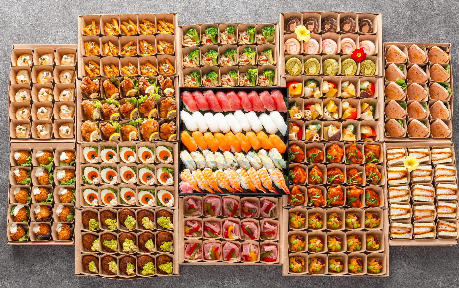 アヤカミバコ　SUSHISAKURA（握り寿司付）