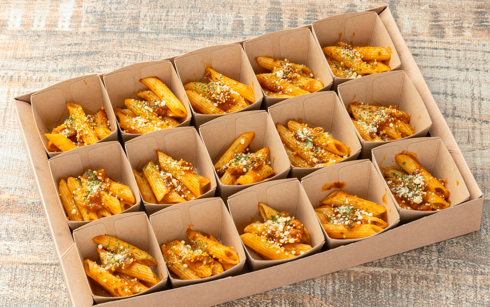 ミートソースペンネ