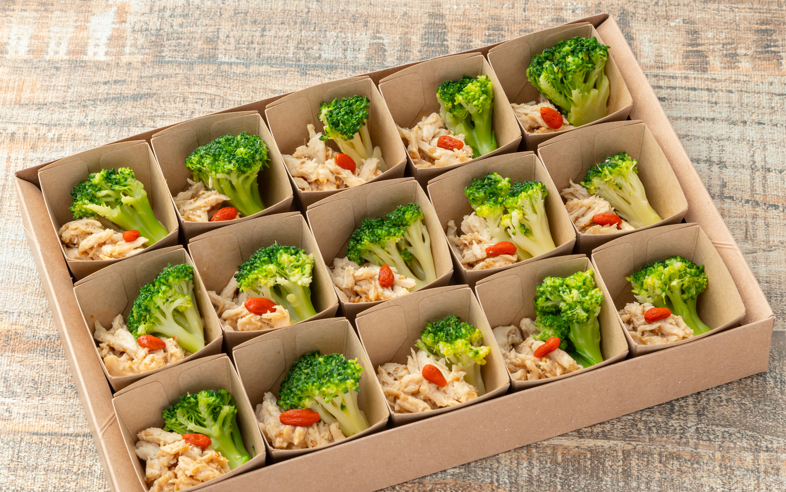 特製胡麻ダレ香薫チキン